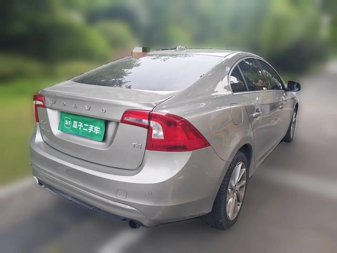 Volvo S60 2016 S60L T4 Zhiyuan Edition — миниатюра 6
