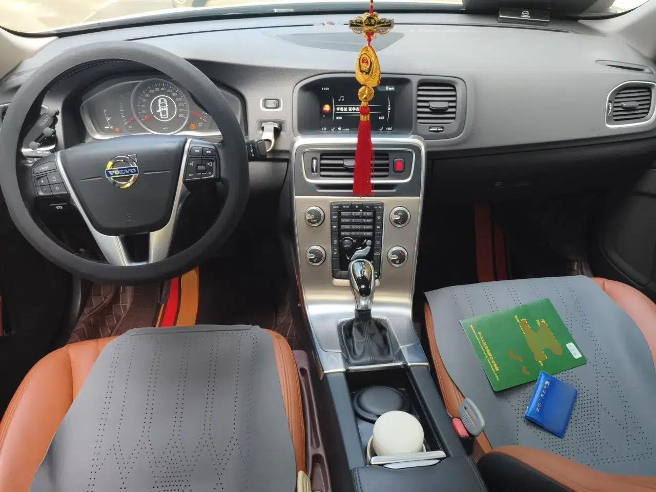 Volvo S60 2015 S60L 2.0T Zhiyuan Edition — миниатюра 9