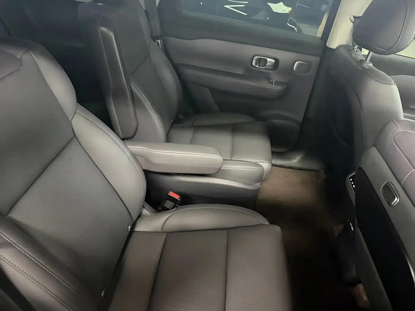 Leapmotor C16 2024 Range Extended 200 Premium Edition — миниатюра 11