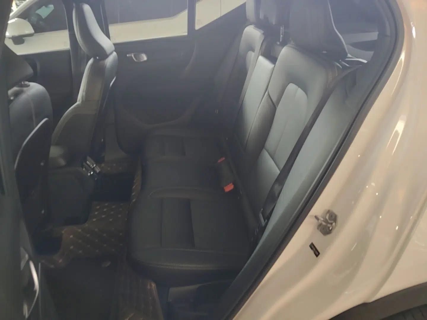 Volvo XC40 2020 T3 Zhiyuan Luxury Edition — миниатюра 20