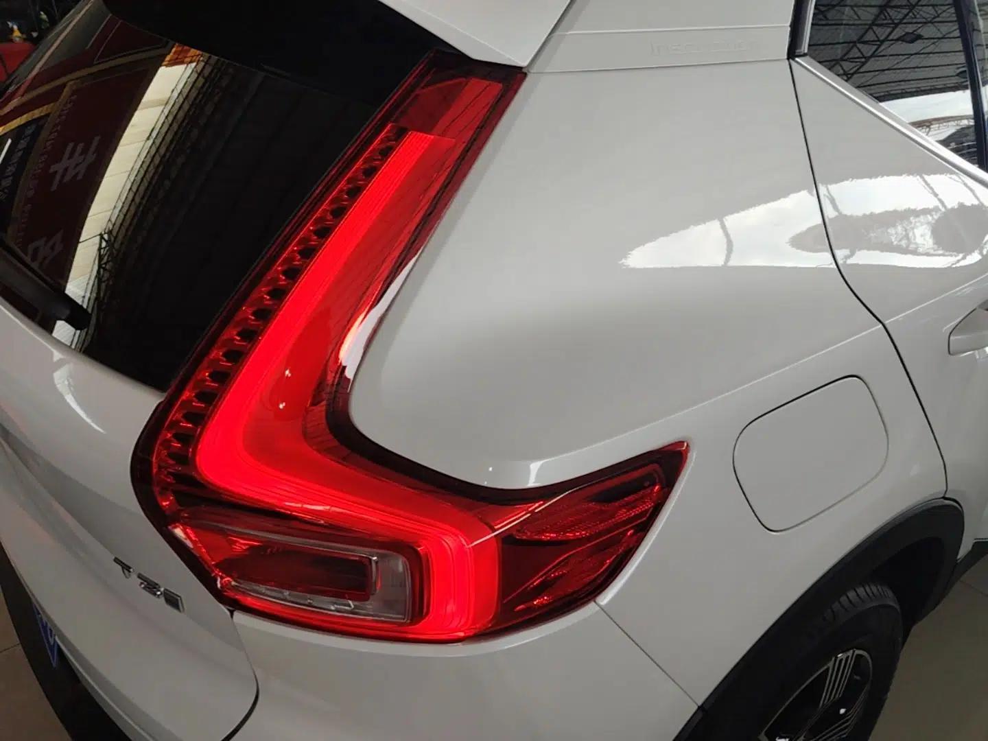Volvo XC40 2020 T3 Zhiyuan Luxury Edition — миниатюра 9