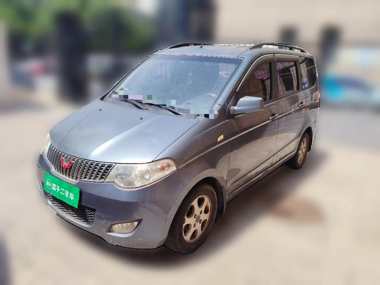 Wuling Hongguang 2010 1.4L Luxury Model — миниатюра 1