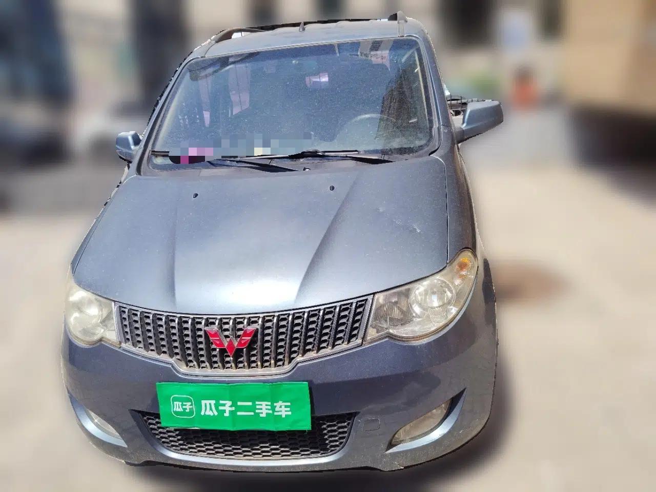 Wuling Hongguang 2010 1.4L Luxury Model — миниатюра 2