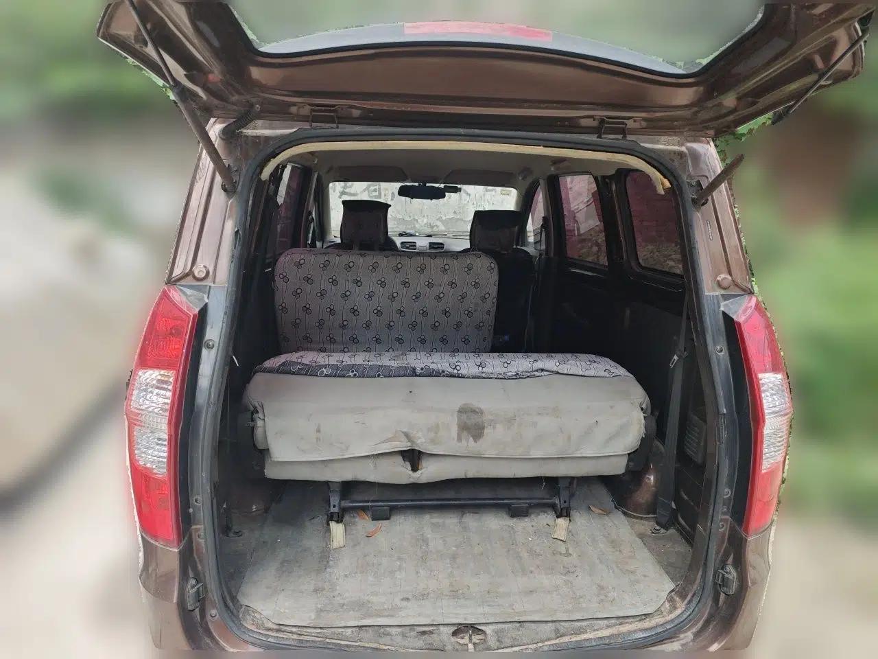 Wuling Hongguang 2015 1.2L S Base Model China V Standard — миниатюра 19