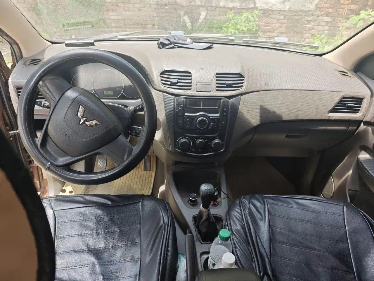 Wuling Hongguang 2015 1.2L S Base Model China V Standard — миниатюра 9