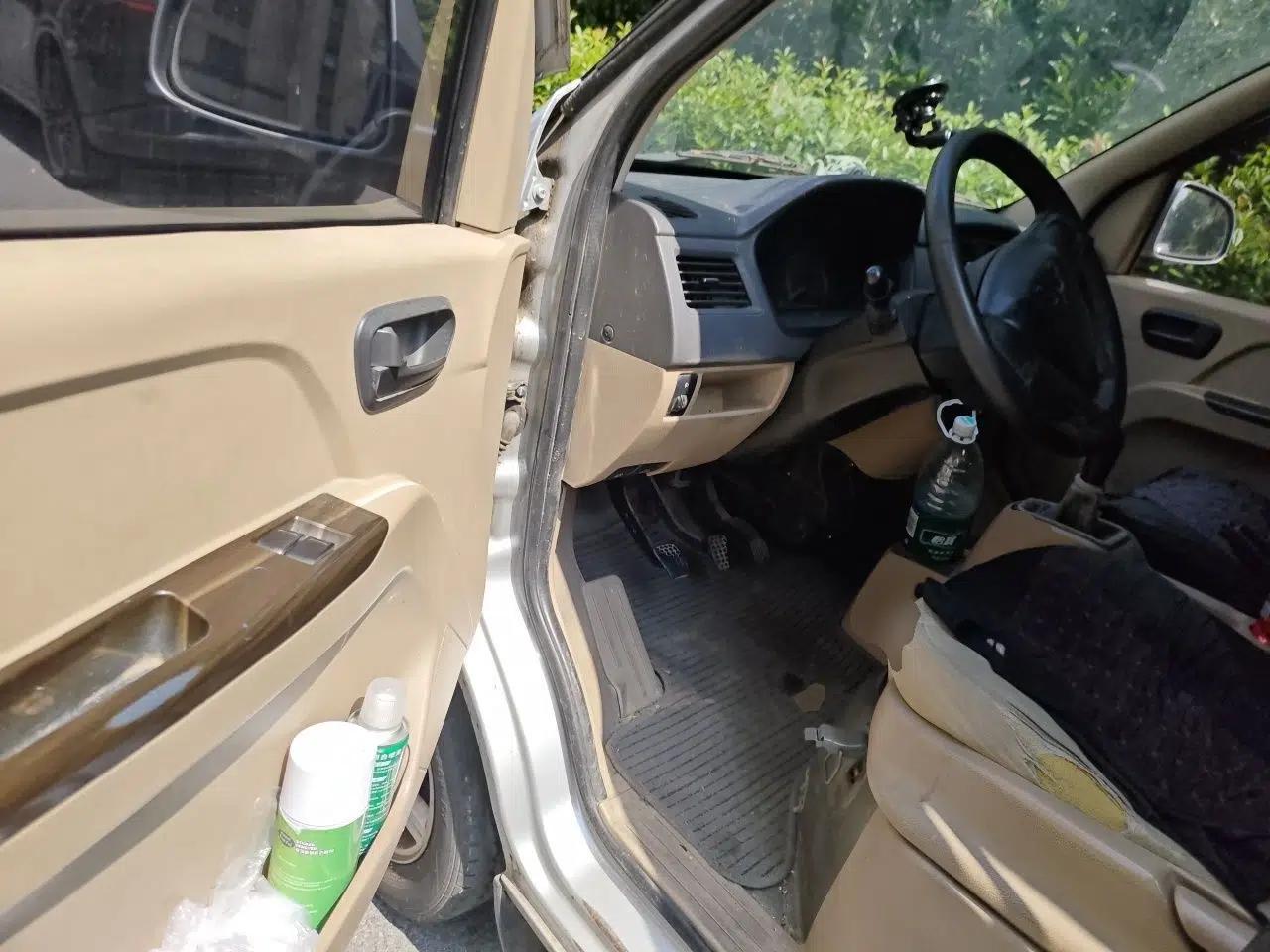 Wuling Rongguang 2014 1.2L S Standard Model — миниатюра 16
