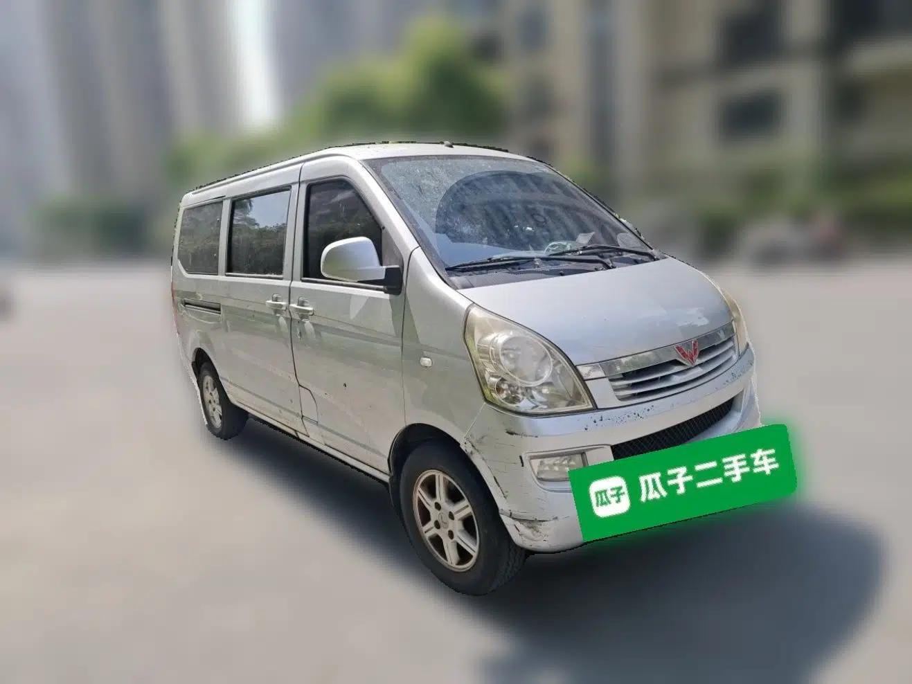 Wuling Rongguang 2014 1.2L S Standard Model — миниатюра 3