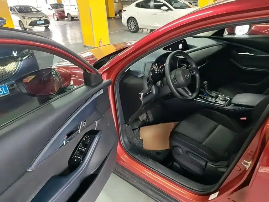 Mazda CX-30 2020 2.0L Automatic Elegance Edition — миниатюра 16