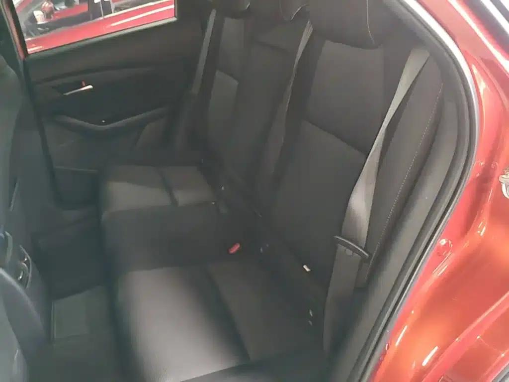 Mazda CX-30 2020 2.0L Automatic Elegance Edition — миниатюра 17