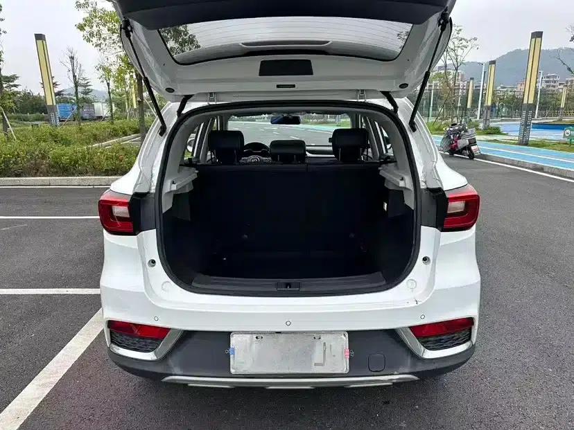 MG ZS 2018 1.5L Automatic Luxury Edition (National V Emission Standard) — миниатюра 18