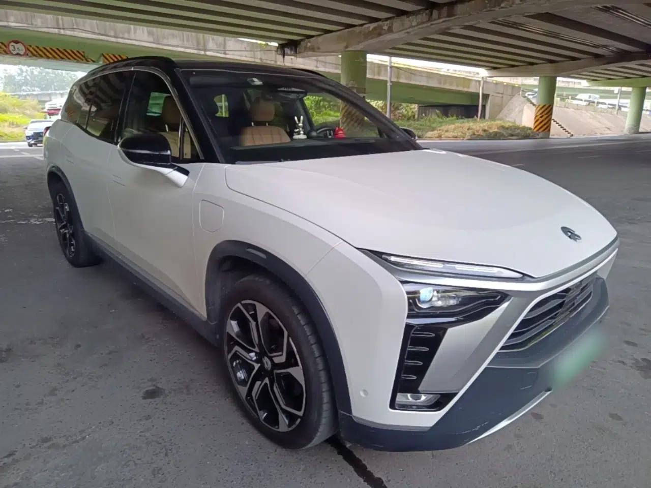 Nio ES8 2020 580 km Range Signature Edition Six-Seater Version — миниатюра 3