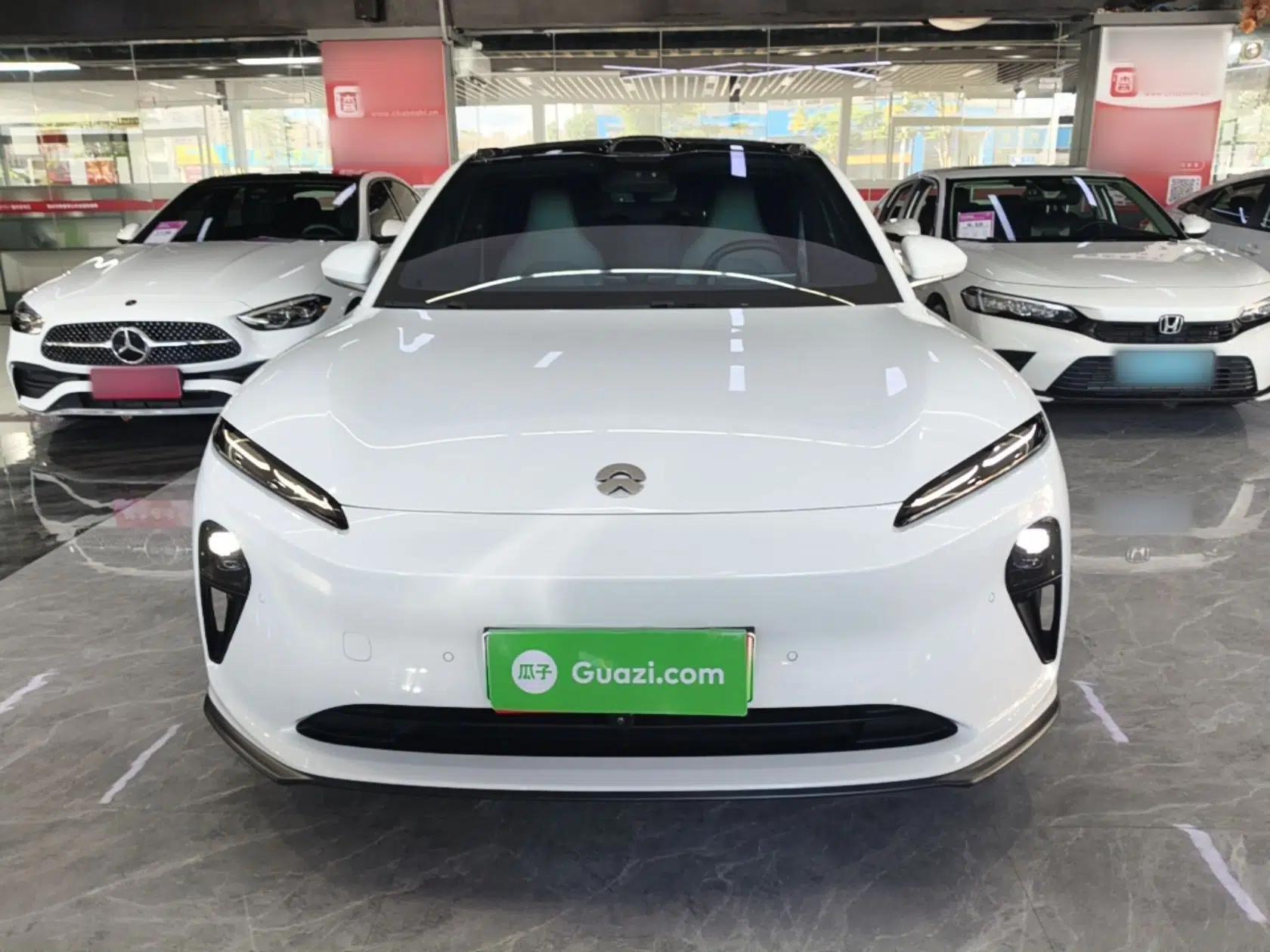 Nio ET5T 2024 75kWh Touring — миниатюра 2