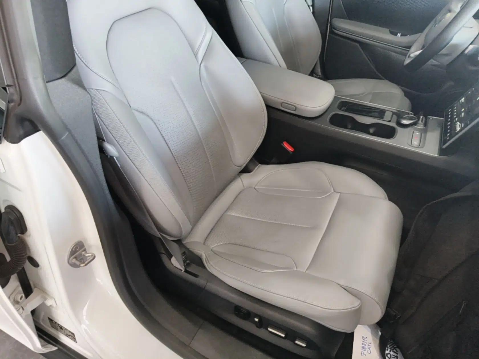 Nio ET5T 2024 75kWh Touring — миниатюра 19