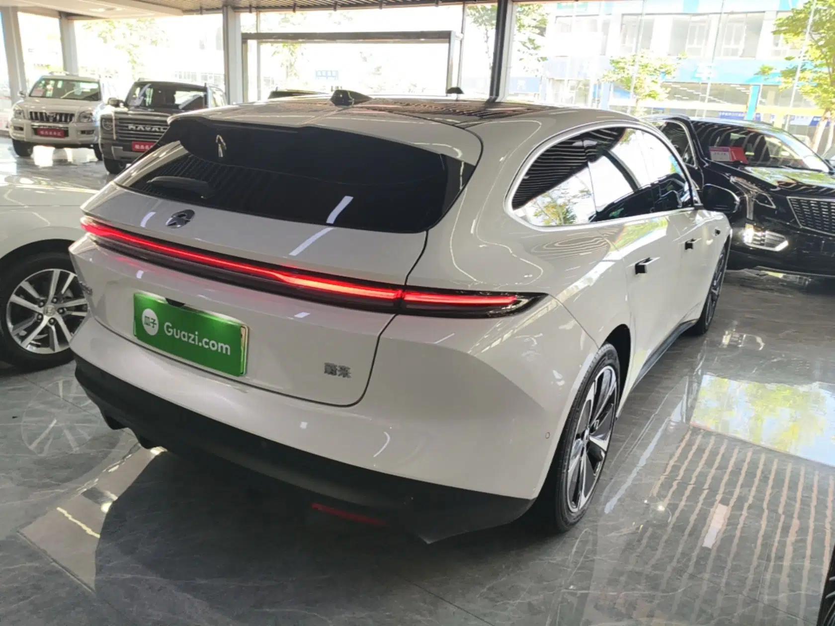 Nio ET5T 2024 75kWh Touring — миниатюра 6