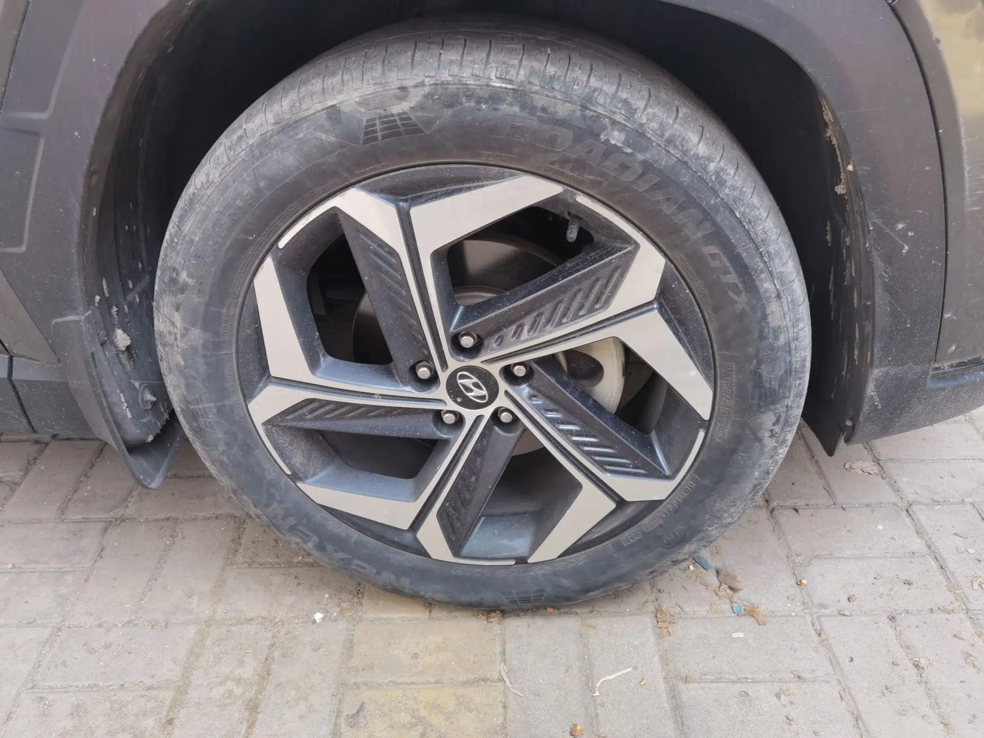 Hyundai Tucson 2022 Tucson L 1.5T DCT LUX Prestige Edition N Line — миниатюра 8
