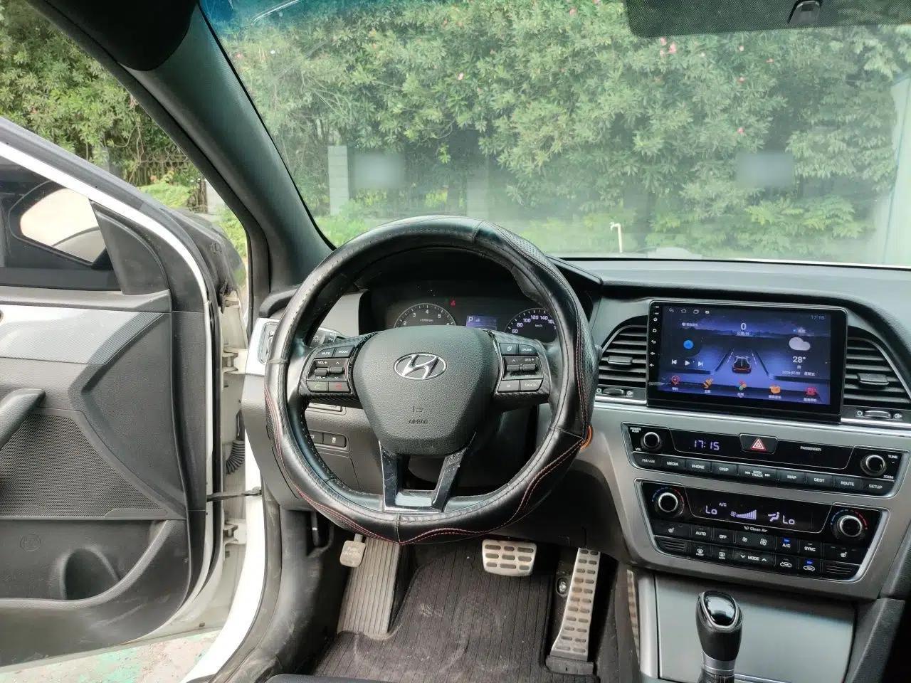Hyundai Sonata 2015 1.6T GLS Smart Model — миниатюра 10