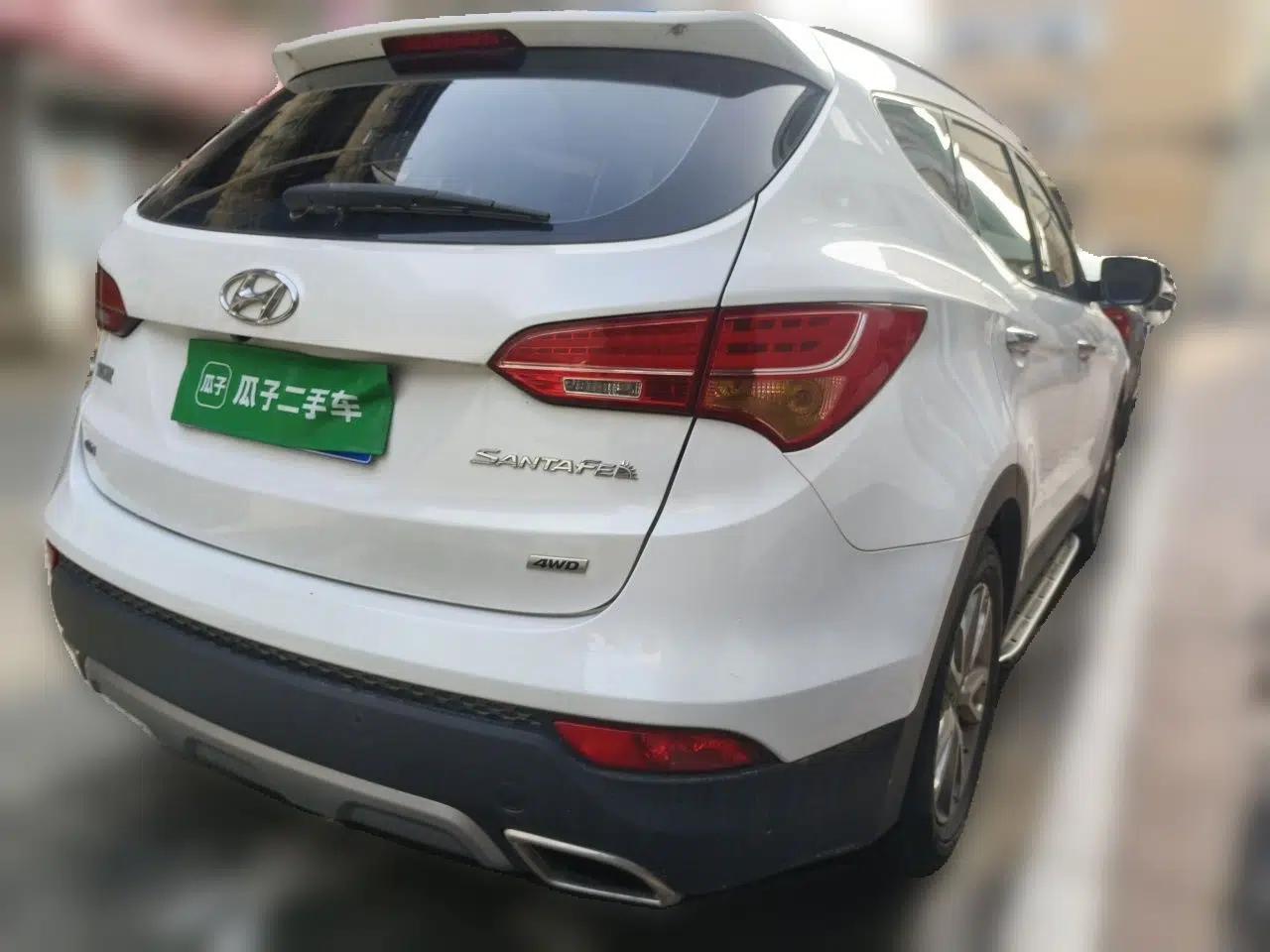 Hyundai Santa Fe 2013 Revised Version 2.4L Automatic All-Wheel Drive Luxury Trim — миниатюра 6