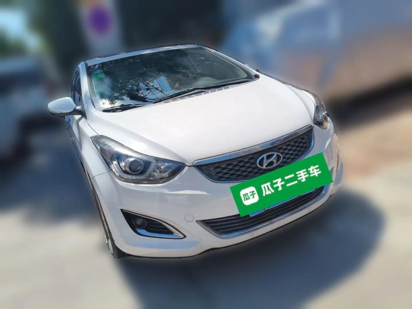 Hyundai Elantra (5th Generation / Langdong) 2016 1.6L Manual Luxury Model — миниатюра 3