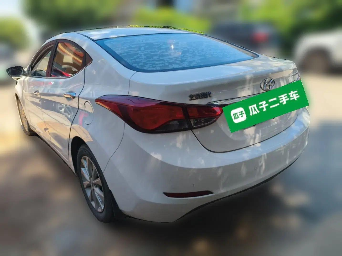 Hyundai Elantra (5th Generation / Langdong) 2016 1.6L Manual Luxury Model — миниатюра 4