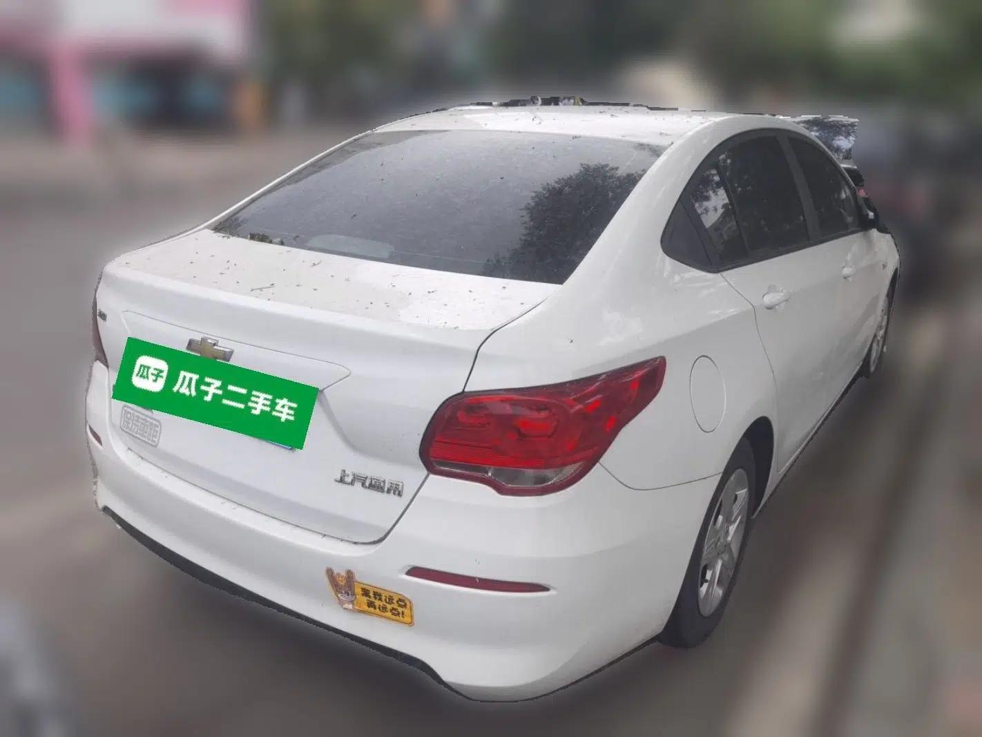 Chevrolet Cavalier 2018 320 Automatic Enjoyment Sunroof Edition — миниатюра 6