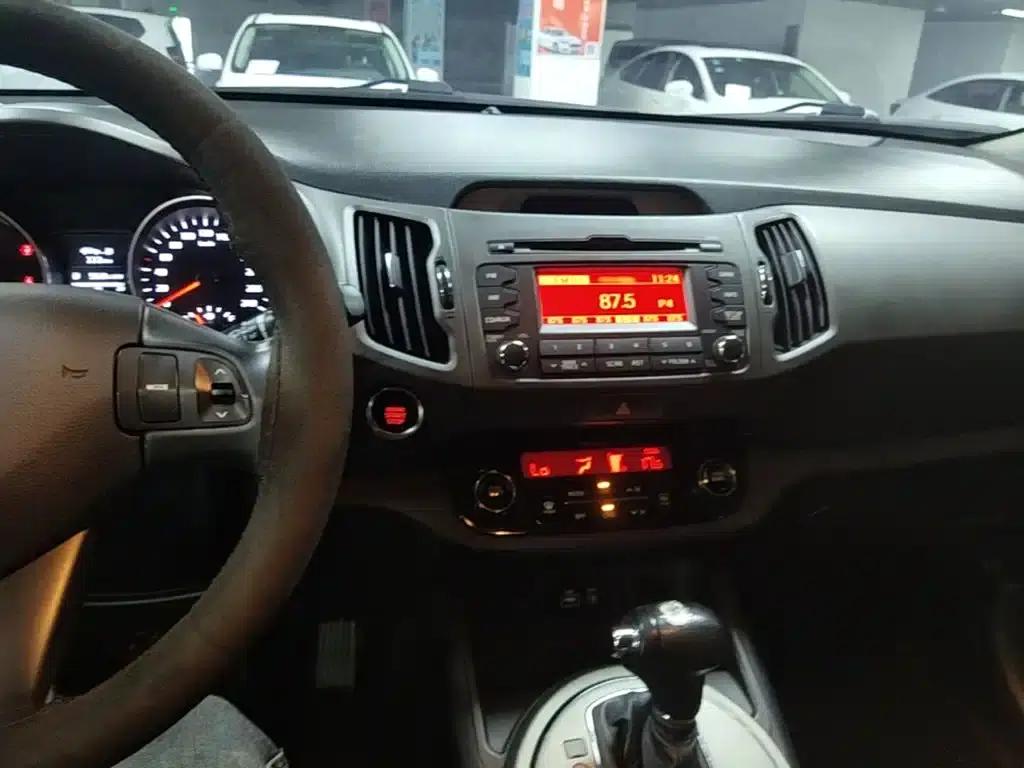 2015 Sportage 2.0L Automatic 2WD GLS — миниатюра 13