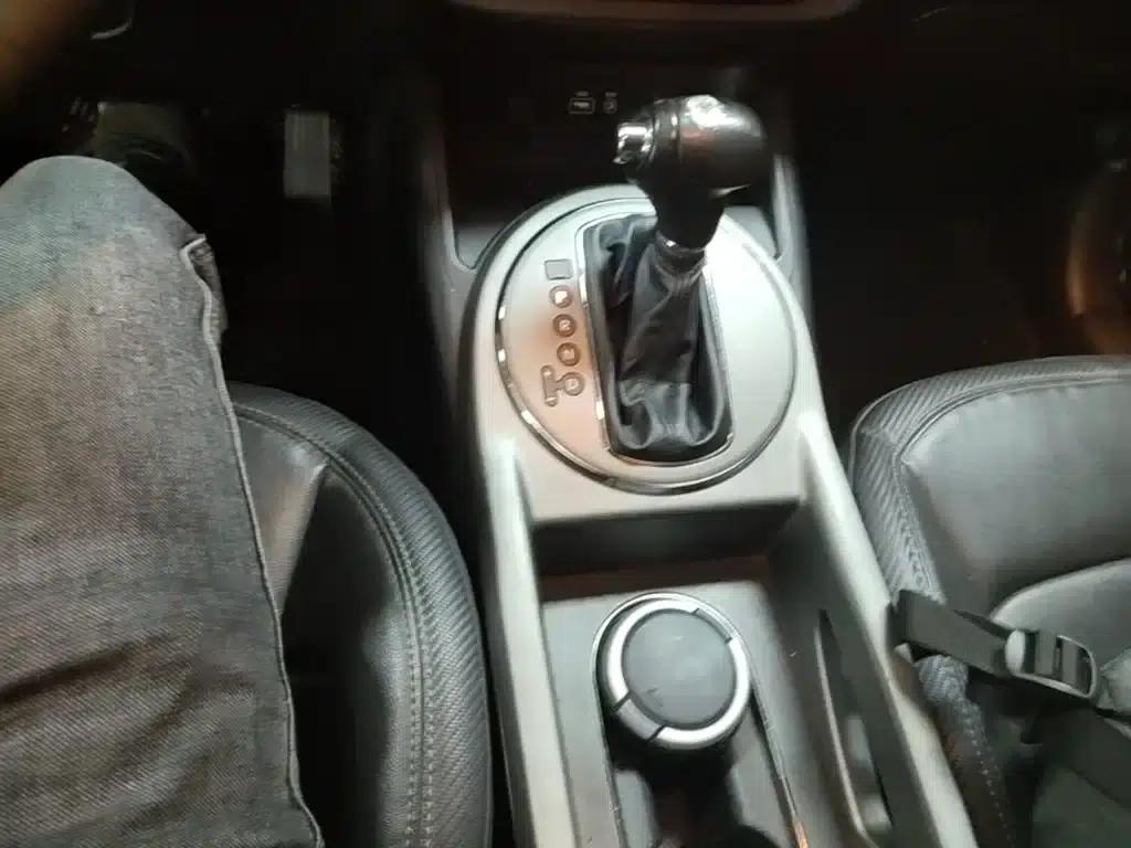 2015 Sportage 2.0L Automatic 2WD GLS — миниатюра 14
