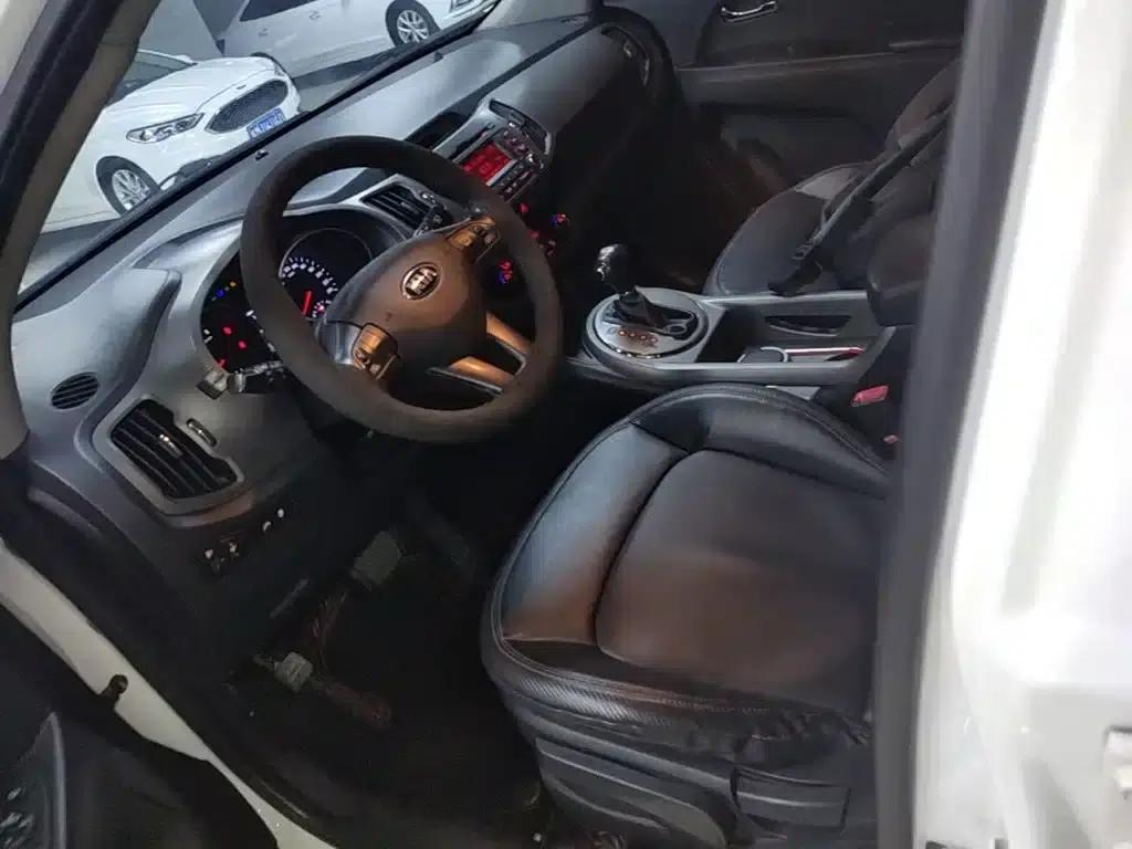 2015 Sportage 2.0L Automatic 2WD GLS — миниатюра 15