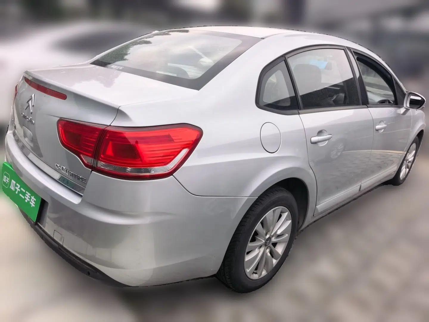 Citroen C-Quatre 2012 Sedan 1.6L Manual Prestige Model — миниатюра 6