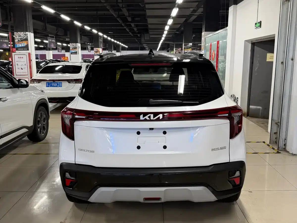 2023 Citroën Cytus 1.5L CVT Luxury Edition — миниатюра 4