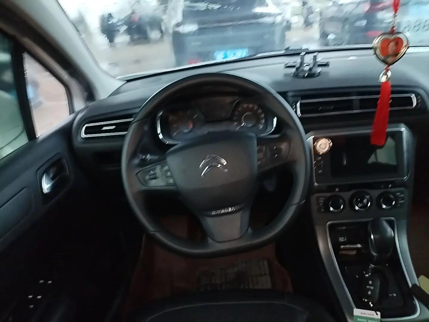 Citroen C4 Sega 2016 1.6L Automatic Luxury Model — миниатюра 13