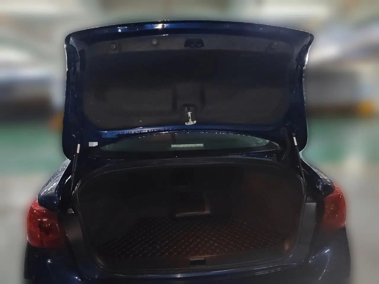 Infiniti Q50L 2016 2.0T Comfort Edition — миниатюра 19