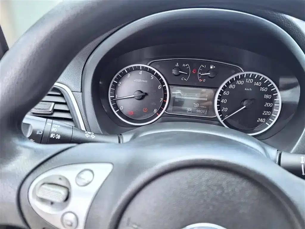 Nissan Sylphy 2021 Classic 1.6XL CVT Luxury Edition — миниатюра 12