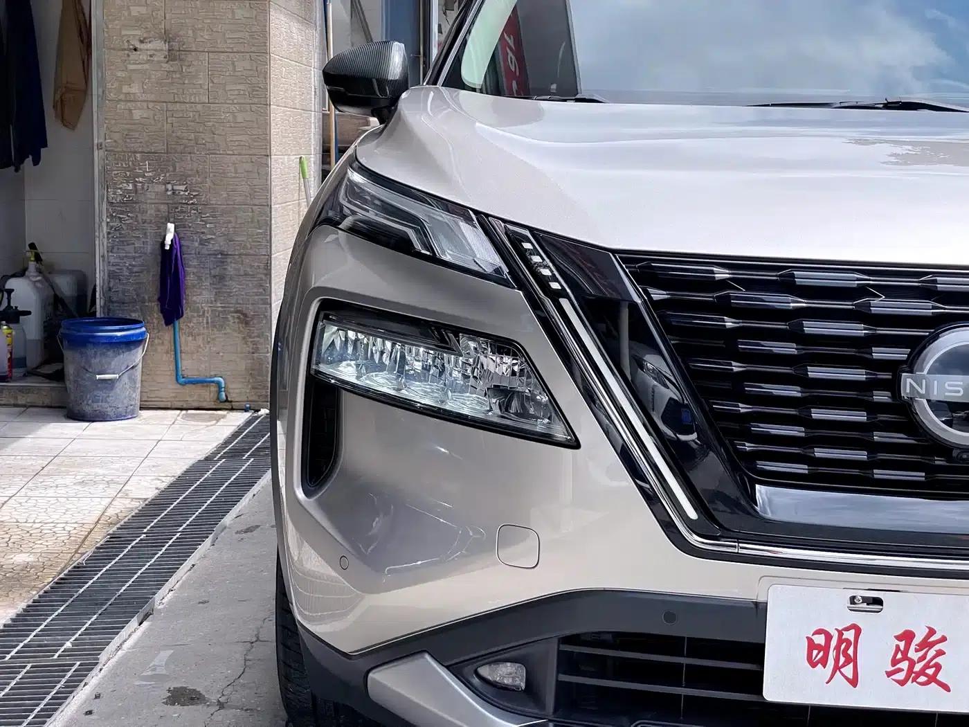 Nissan X-Trail 2023 e-POWER Super Hybrid Dual Motor AWD Supreme Edition — миниатюра 6
