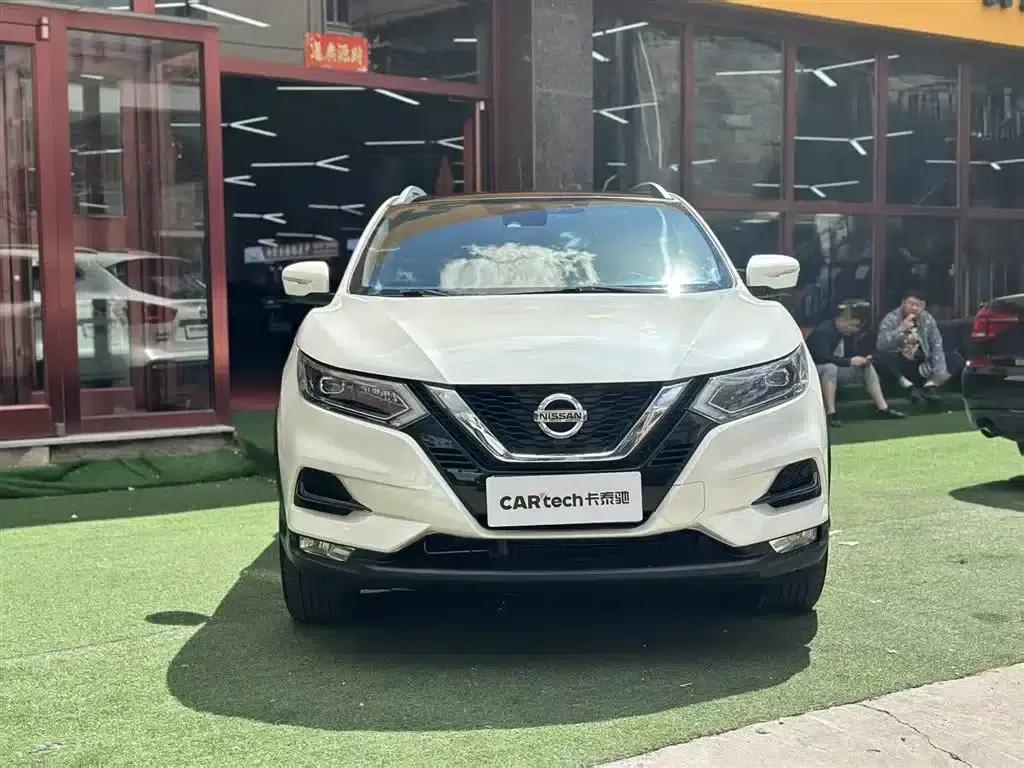 Nissan Qashqai 2019 2.0L CVT Luxury Edition — миниатюра 4