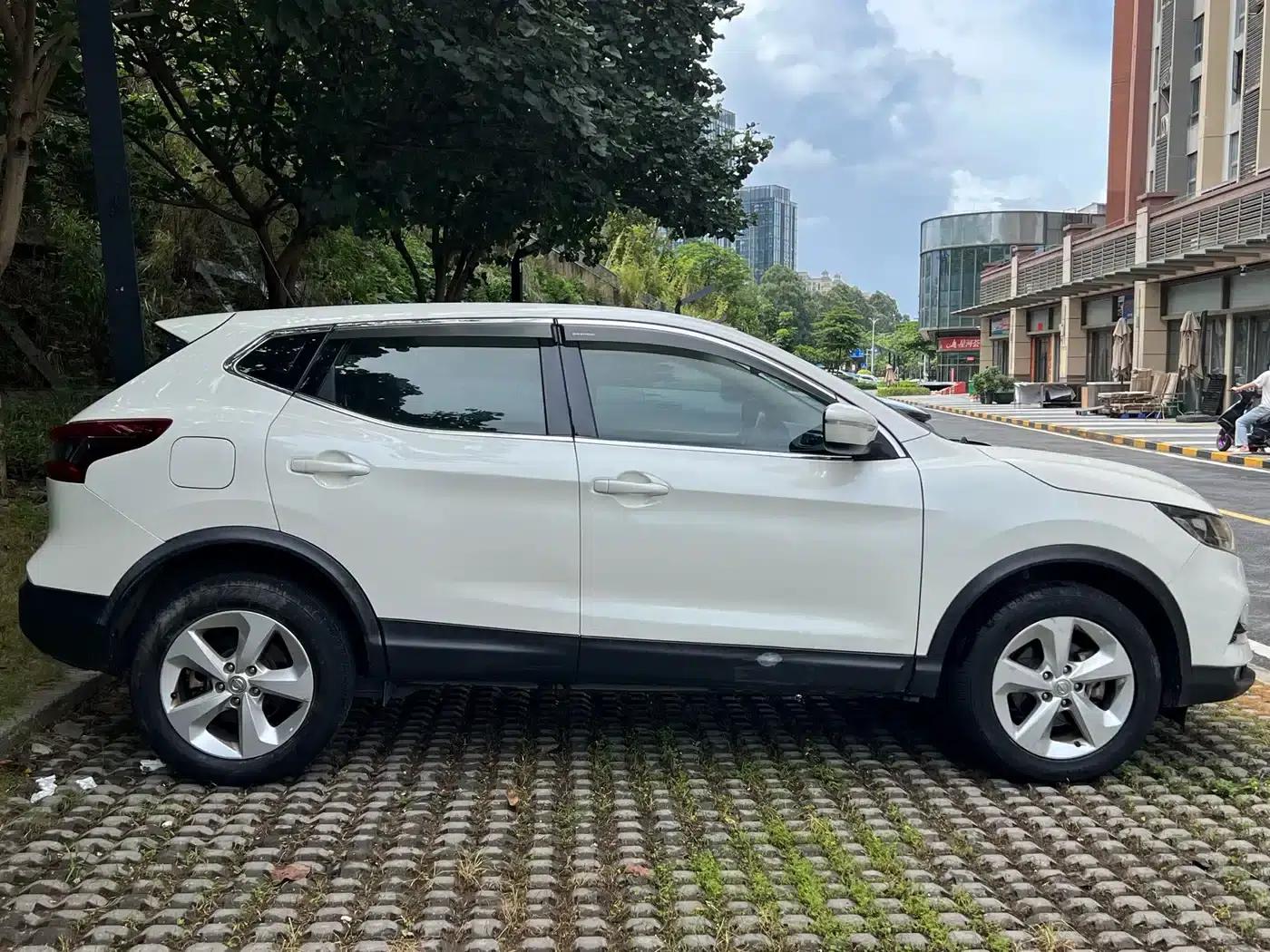 Nissan Qashqai 2019 2.0L CVT Smart Edition — миниатюра 5
