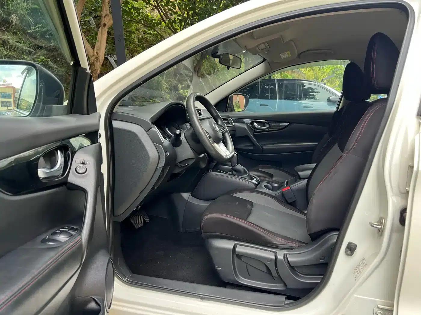 Nissan Qashqai 2019 2.0L CVT Smart Edition — миниатюра 10