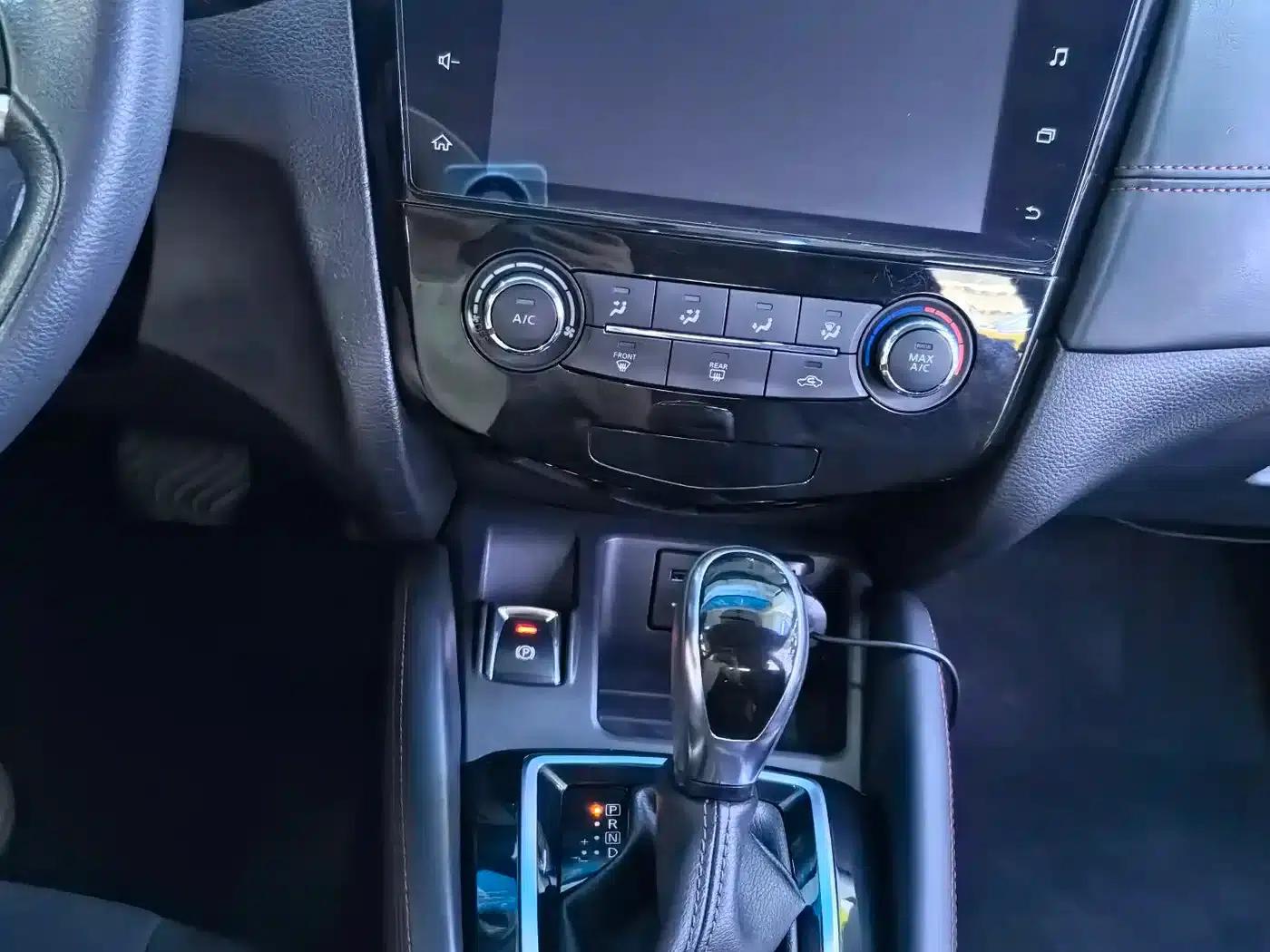 Nissan Qashqai 2019 2.0L CVT Smart Edition — миниатюра 11