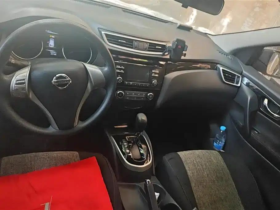 Nissan Qashqai 2016 2.0L CVT Elite Edition — миниатюра 12