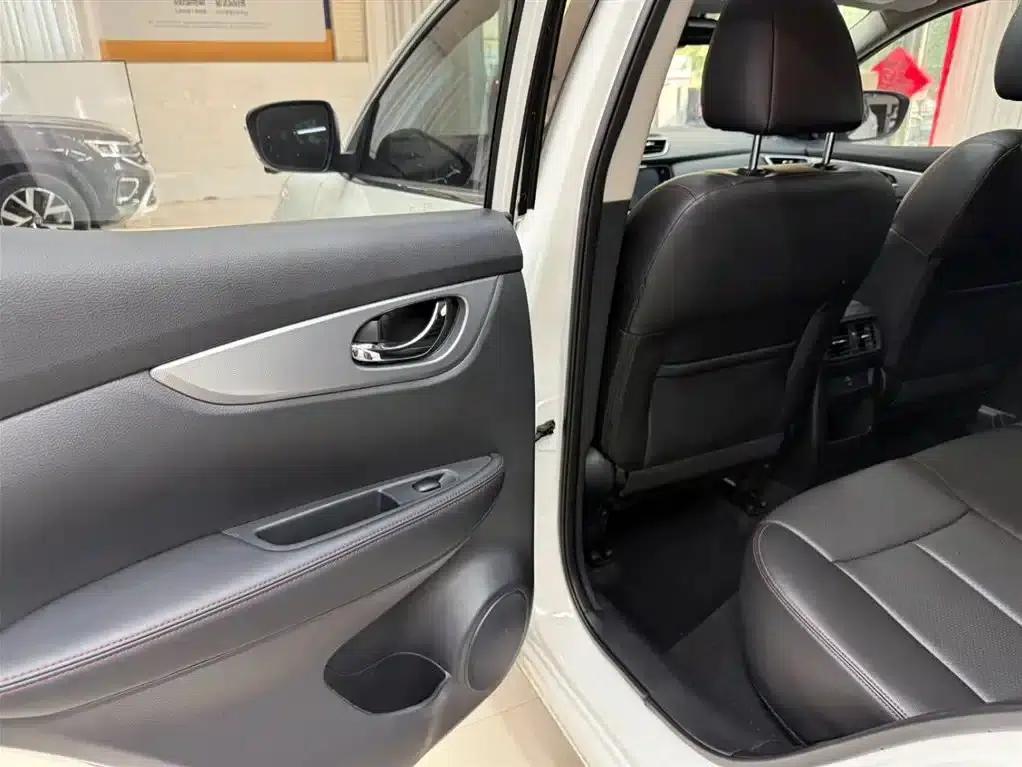 Nissan Qashqai 2022 2.0L CVT XV Prem Luxury Edition — миниатюра 17