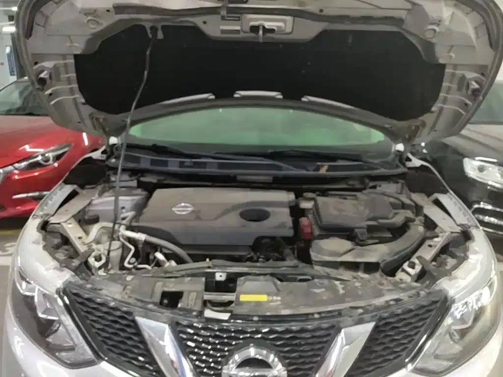 Nissan Qashqai 2016 2.0L CVT Luxury Edition — миниатюра 16