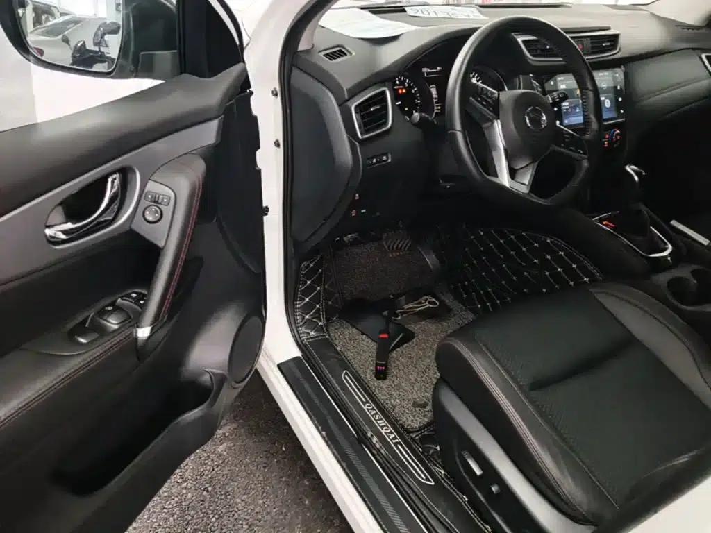 Nissan Qashqai 2019 2.0L CVT Luxury Edition — миниатюра 16