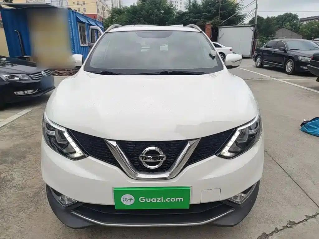 Nissan Qashqai 2016 2.0L CVT Elite Edition — миниатюра 3