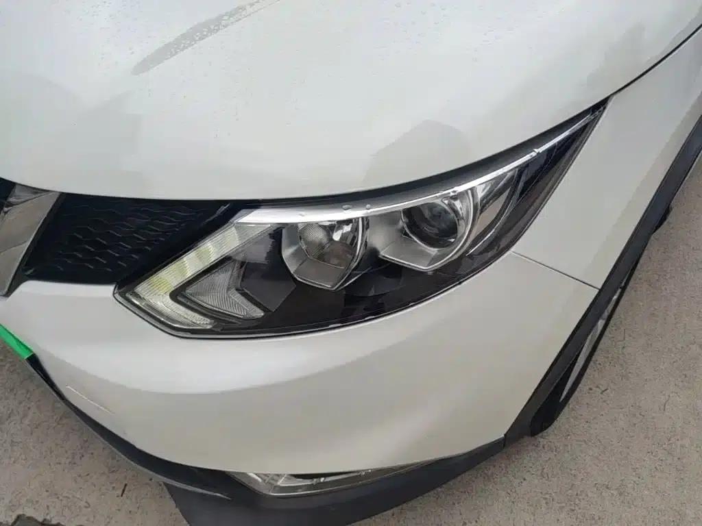 Nissan Qashqai 2016 2.0L CVT Elite Edition — миниатюра 24