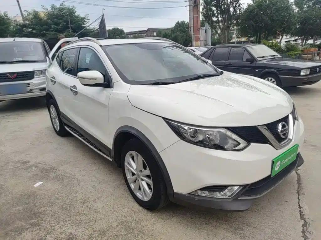 Nissan Qashqai 2016 2.0L CVT Elite Edition — миниатюра 4