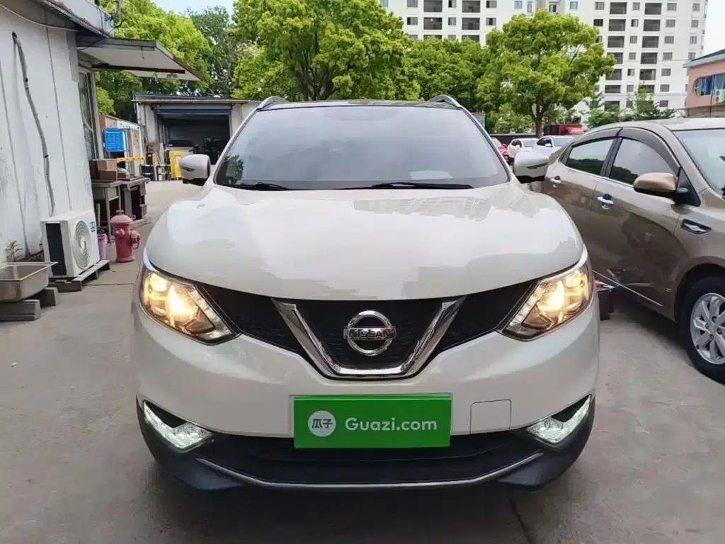 Nissan Qashqai 2017 2.0L CVT Luxury Edition (National V Emission Standard) — миниатюра 3