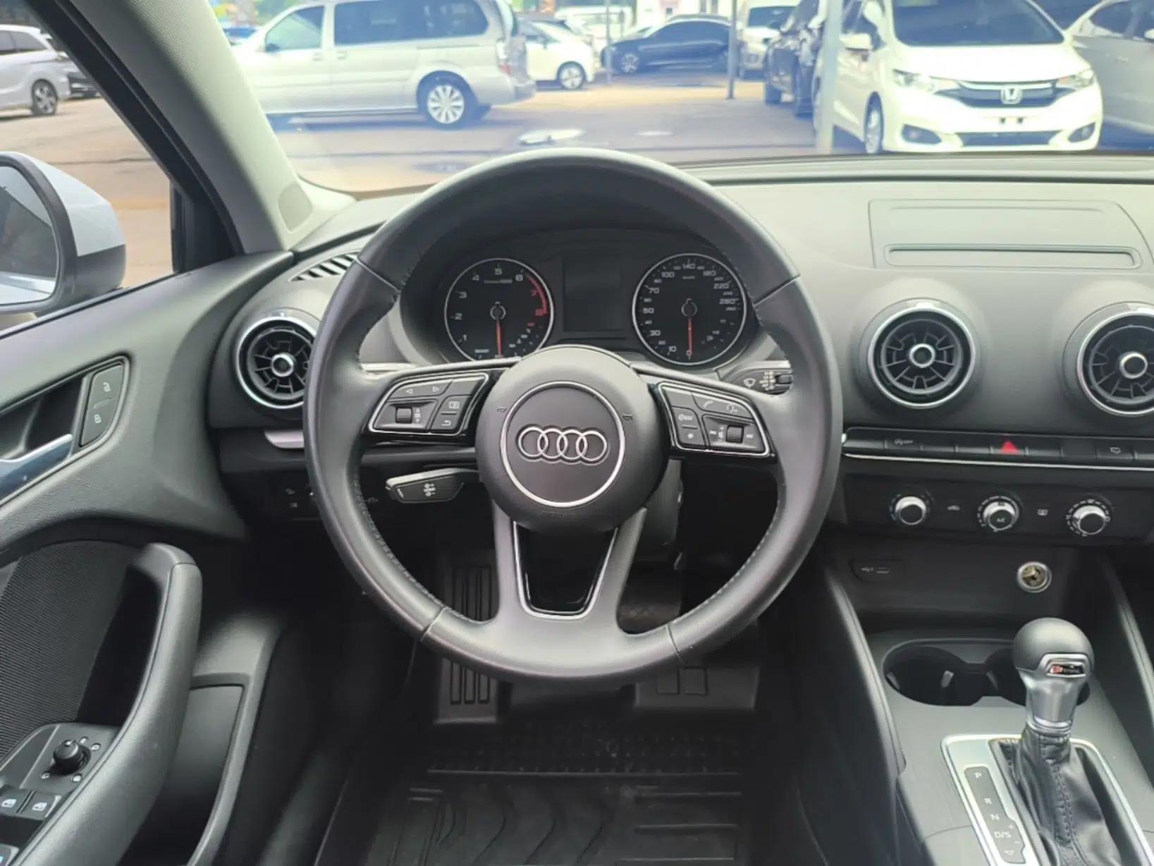 Audi A3 2020 Restyled Limousine 35 TFSI Ambition Version China VI — миниатюра 13