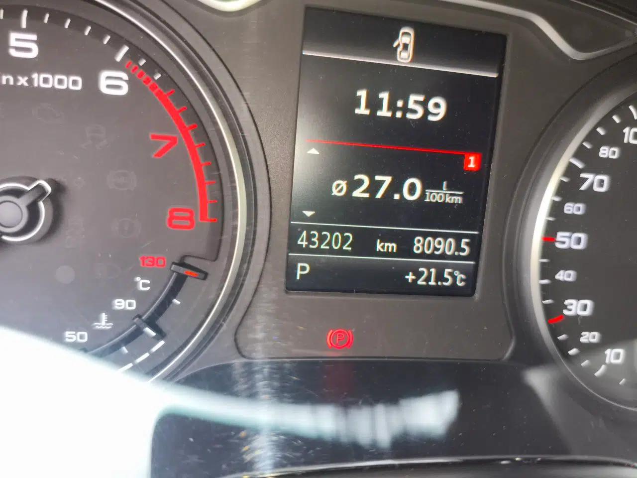 Audi A3 2016 Sportback 40 TFSI Style Edition — миниатюра 12