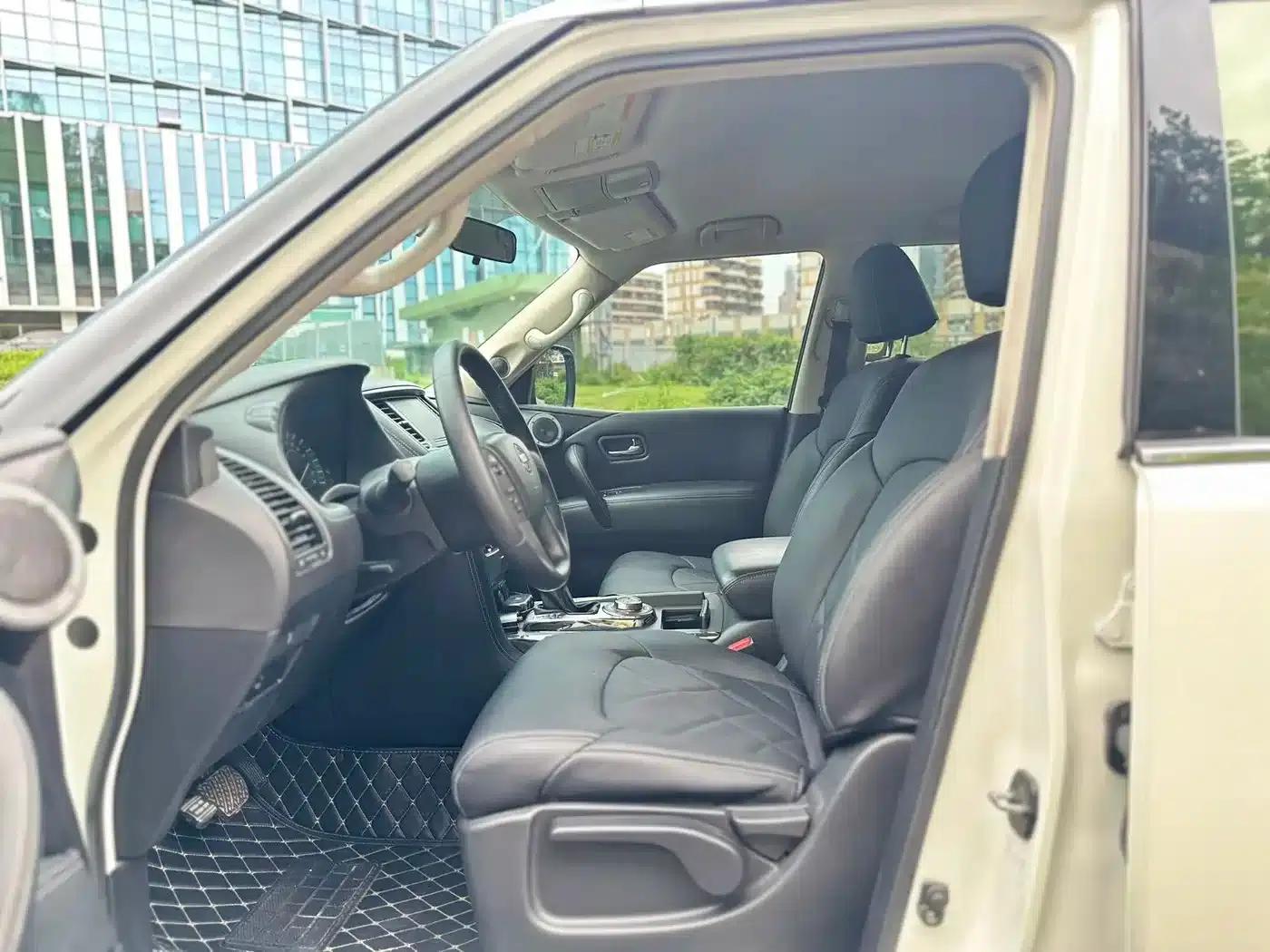 Nissan Patrol 2018 4.0L Leader Edition — миниатюра 3