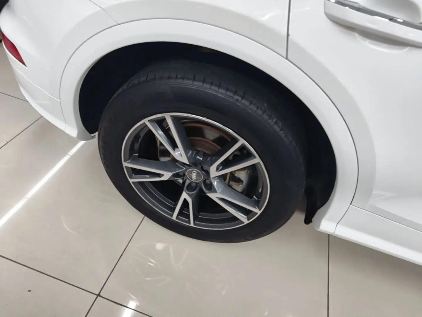 Audi Q5L 2018 45 TFSI Prestige Fashion Edition China V Emission Standard — миниатюра 11