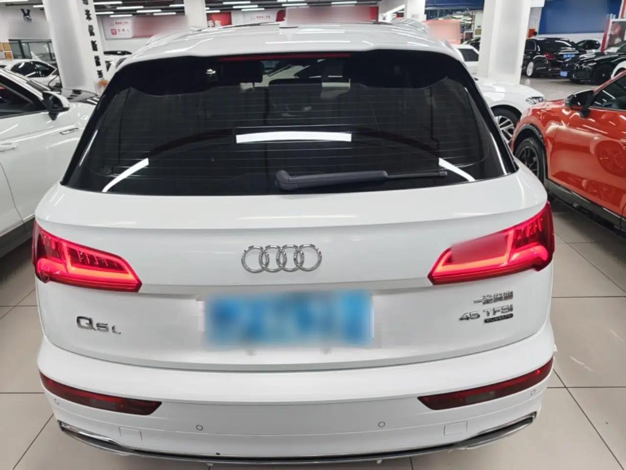 Audi Q5L 2018 45 TFSI Prestige Fashion Edition China V Emission Standard — миниатюра 5